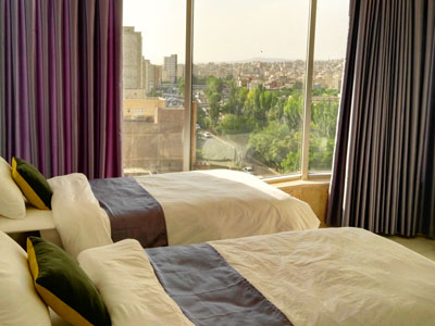 سوئیت اجاره ای با چشم انداز فوق العاده | تبریز سوئیت